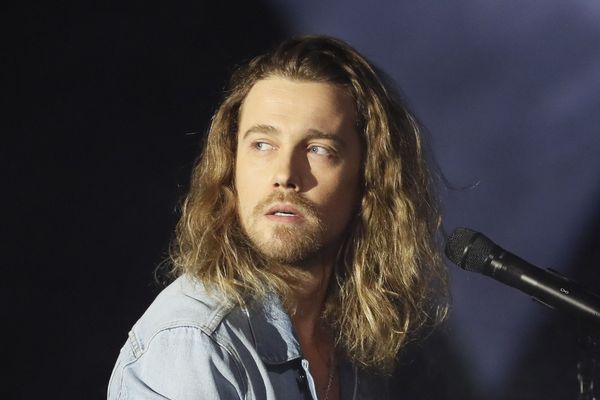 Julien Doré lors de la cérémonie des victoires de la Musique en 2017 au Zénith de Paris. 