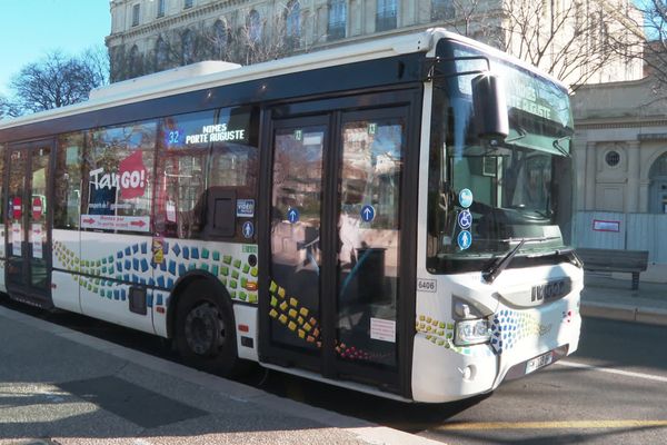 Le trafic des bus était très perturbé samedi 23 décembre à Nîmes. Les salariés des bus Tango étaient en grève. La troisième en 12 jours.