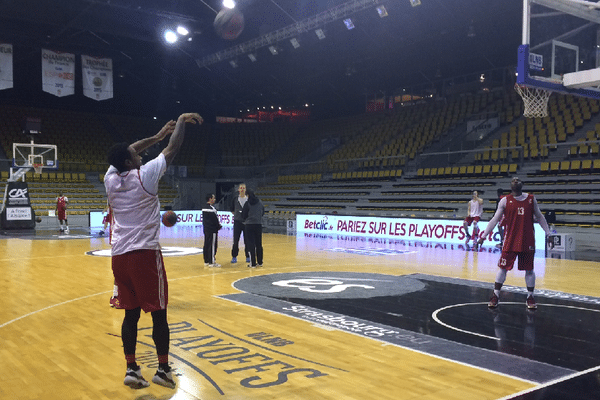 La SIG à l'entraînement à la veille du match 1