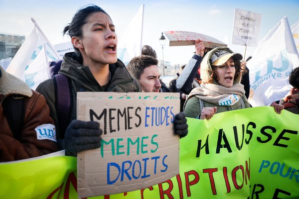 L'UNEF alerte sur les conditions d'étude des étudiants étrangers après l'adoption de la loi immigration.