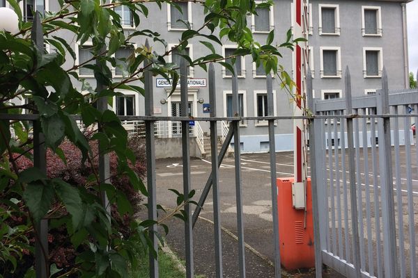 La gendarmerie de la Tour-du-Pin où a lieu la garde à vue.