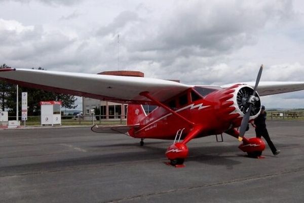 Un Stinson de 1937 pour faire un baptême ! Rare, sur avion de collection.