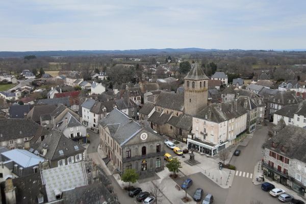 Le petit village de Pleaux (Cantal) profite du désenclavement numérique pour augmenter son attractivité.