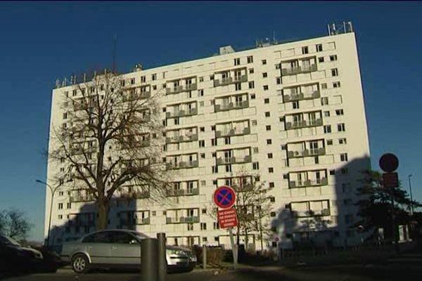 La perquisition administrative a eu lieu le 18/11/2015 dans cet immeuble du quartier Saint-Jacques, à Clermont-Ferrand.