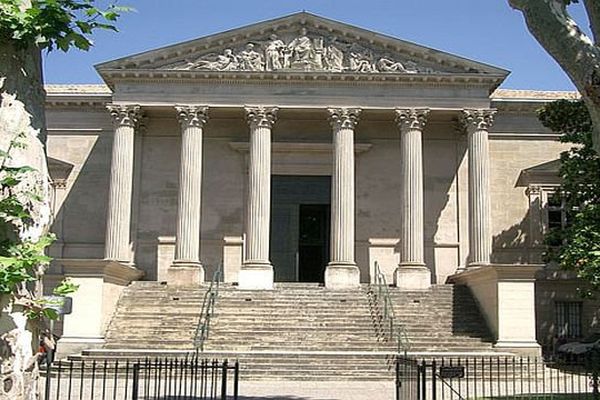 Carcassonne - le palais de justice - archives