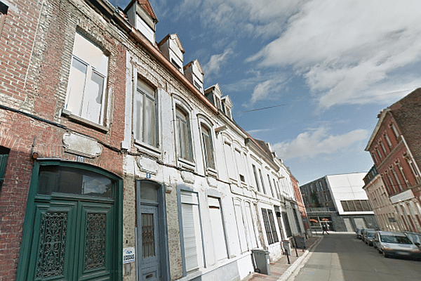 L'incendie est survenu au n°8 de la rue du Nord à Roubaix (archive).