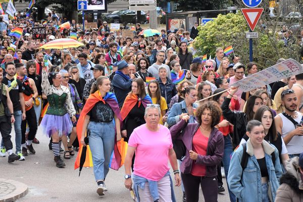 La première marche des fiertés de Limoges a rassemblé plus de 2000 personnes le 24 septembre 2022