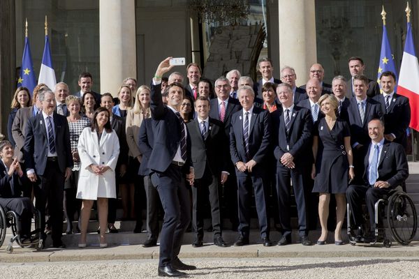 La commission d'évaluation du CIO en visite à l'Elysée, le 16 mai 2017.