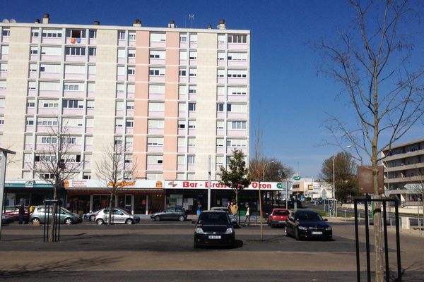 Le centre commercial de la Plaine d'Ozon, à Châtellerault.