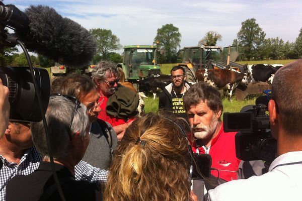 Marcel Thébault de Copain 44 au centre de la conférence de presse donnée ce vendredi 11 mai.