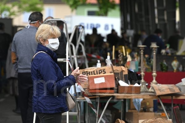 Les brocantes et foires sont interdites