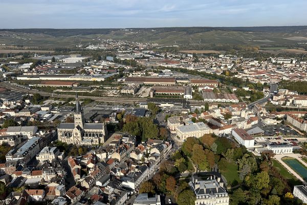 L'agglomération d'Epernay vue du ciel.