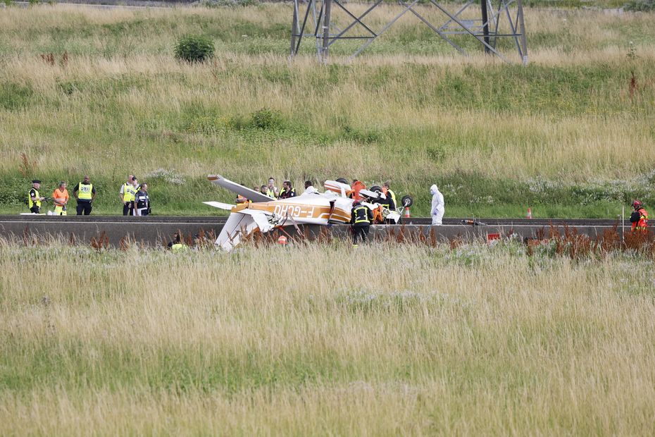 Crash d'un avion de tourisme sur l'autoroute A4 en SeineetMarne, 3