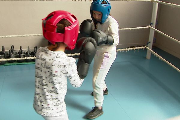 Nouvelle section baby boxe au club de Châtellerault