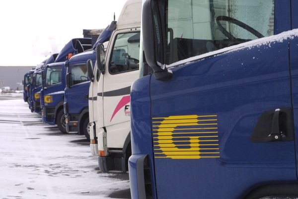 Le transporteur Gefco en 2004. 20 ans plus tard, l'entreprise n'existe plus, elle a été rebaptisée Ceva logistics.