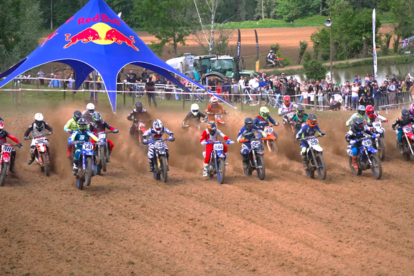 200 pilotes étaient sur la ligne de départ du motocross de Cassel, ce lundi 20 mai 2024.