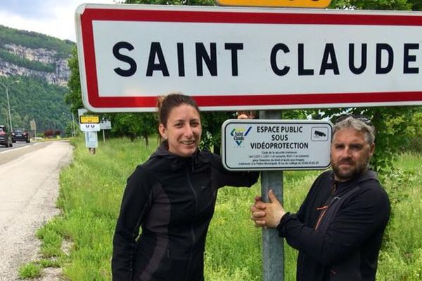 Ce 17 mai 2018, Philippe et Laure ont marché entre Moirans en Montagne et Saint Claude dans le Jura. Ils parcourent chaque jour 30 km environ.