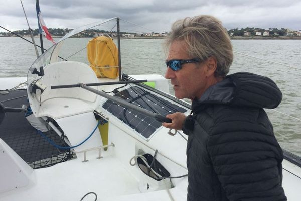 A 64 ans, le Royannais Alain Delhumeau part pour sa deuxième Route du Rhum.