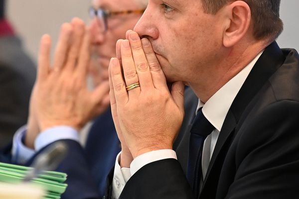 Les magistrats de Lyon travaillent dans la plus grande discrétion sur l'enquête judiciaire pour "chantage" ouverte fin août après une plainte de l'ex-premier adjoint municipal de Gaël Perdriau.