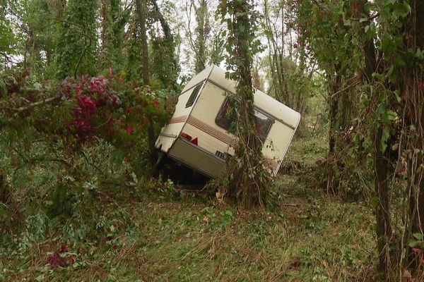 En Ardèche, la puissance des bourrasques est capable de transporter des caravanes (photo d'archives)