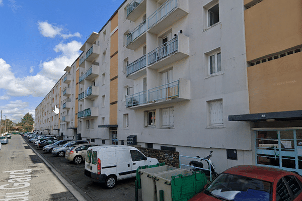 Miloud, 24 ans avait été retrouvé le 22 février 2023 dans cette rue du quartier de Bagatelle à Toulouse (Haute-Garonne).