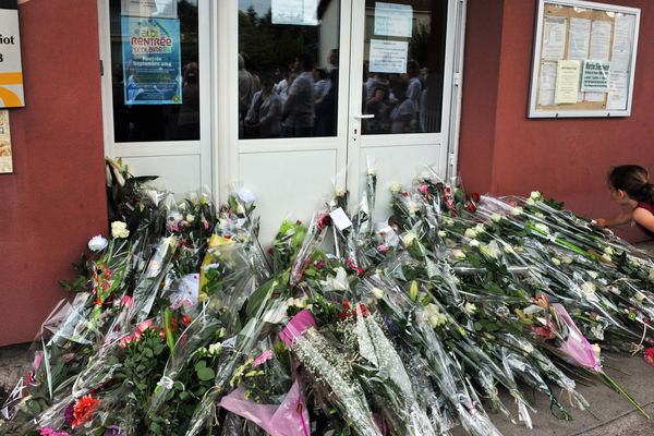 L'hommage à l'enseignante en juillet 2014