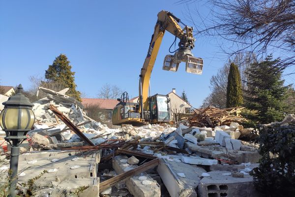 La maison de la famille Latouche est désormais complètement démolie. 