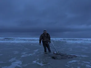 Ronan Le Corre, pêcheur de tellines en baie d’Audierne, sentinelle de la mer.