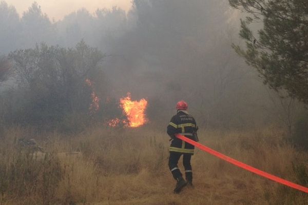 Les pompiers ont rapidement fixé l'incendie