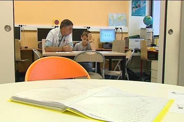 La classe se situe volontairement en dehors sur service pédiatrie.