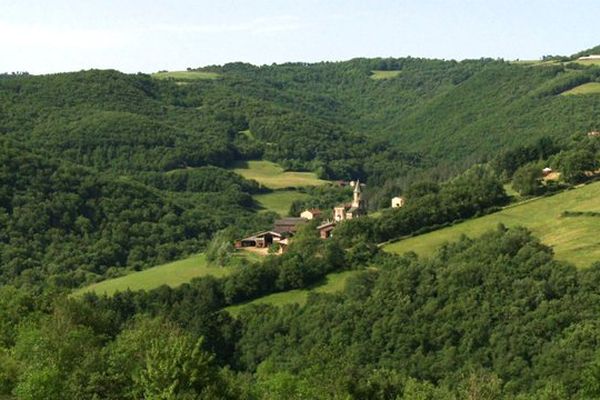 "La terre, bien commun", une organisation originale du monde rural contemporain dans "la France en Docs" lundi après le Soir 3