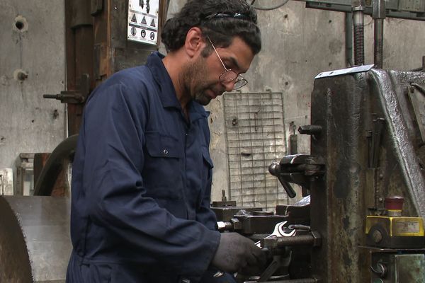 Abdel Elqessouar a décidé de travailler ici pour perpétuer un patrimoine industriel.