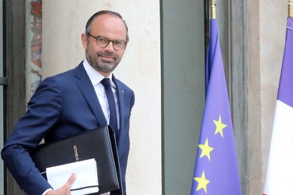 Edouard Philippe assure l'intérim du ministre démissionnaire Gérard Collomb,qu'il croisera sans doute à Lyon ....  