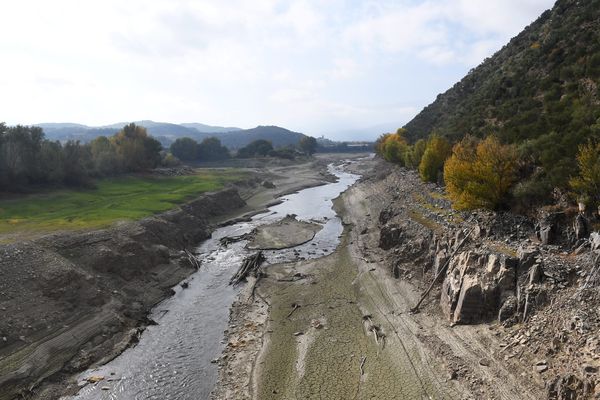 (Photo d'illustration) En plusieurs cours et nappes d'eau du Doubs, les épisodes de sécheresse continuent après le beau temps au début du mois de mars.