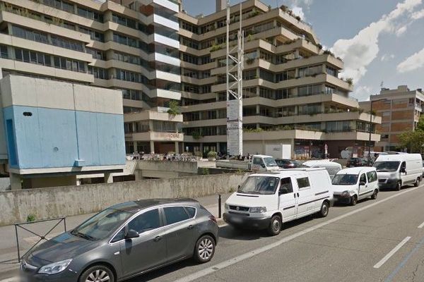 L'accident a eu lieu à l'angle du boulevard des Recollets et de la rampe du Belvédère à Toulouse