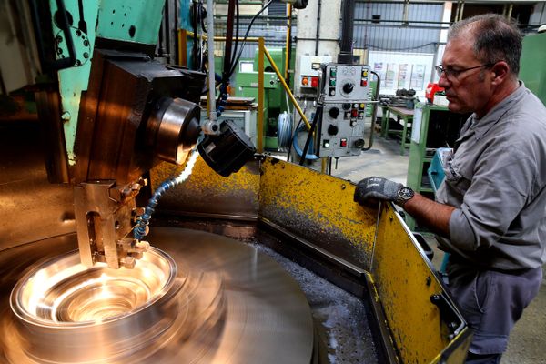 Les 240 salariés de l'usine auboise Accuride Wheels, à la Chapelle-Saint-Luc, travailleront désormais de nuit pour éviter les coupures de courant.