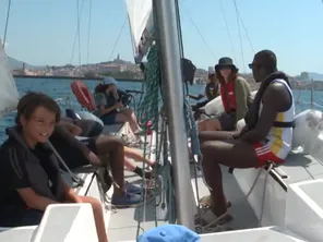 Durant ces six jours, 500 Marseillais apprennent à naviguer.