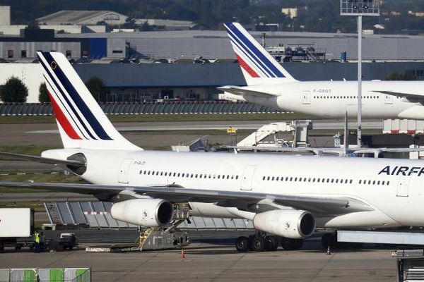 Des avions Air France sur le tarmac de l'aéroport d'Orly, le 18 septembre 2014. 