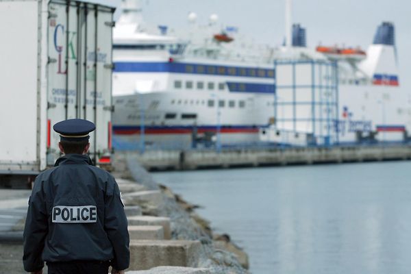 Un corps décapité a été découvert ce 12 octobre 2022 dans le port de Cherbourg.