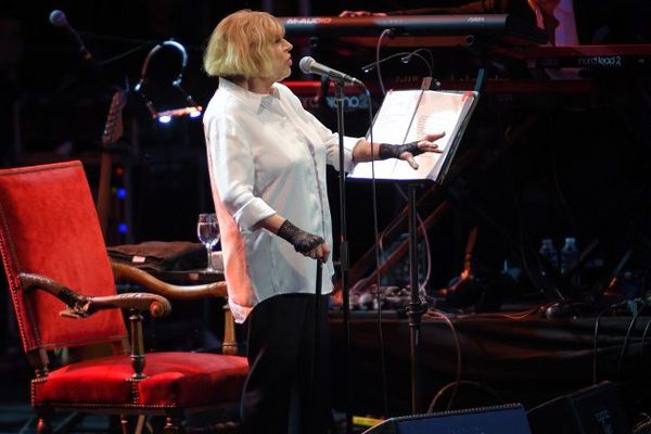 Marianne Faithfull sur la scène du festival Blues Passions de Cognac. 