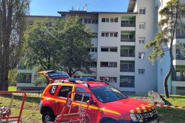 L'incendie s'est déclaré résidence Le Turchon à Saint-Jeoire en Haute-Savoie