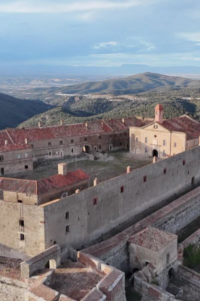 Le Fort de Bellegarde au Perthus