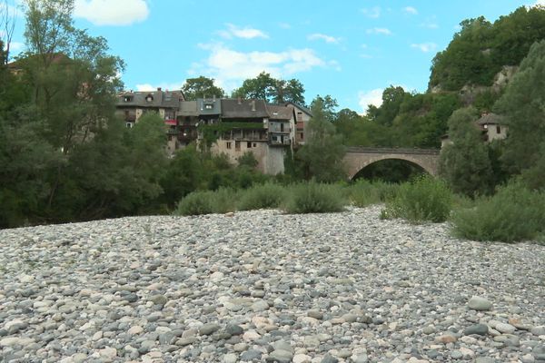 Dans les Bauges, la rivière du Chéran a subit de plein fouet la sécheresse cet été.