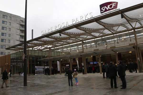 Le prolongement du tramway T8 desservira la gare Rosa Parks à Paris. 