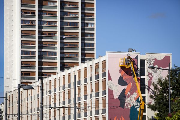 Fresque dans le quartier du Sanitas à Tours