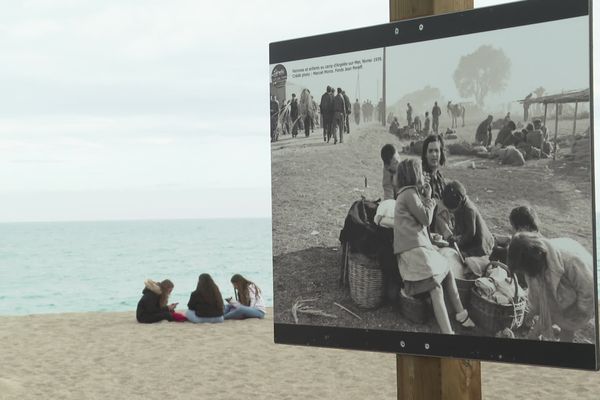 Il y a 85 ans, les républicains espagnols, fuyant le régime franquiste, arrivaient par centaines de milliers à la frontière. Ils furent entassés au camp d’Argelès, à même la plage. La ville d’Argelès-sur-Mer et le Mémorial du camp leur consacrent une exposition sur la plage Nord, avec des photographies d’époque sur le lieu où le camp fut installé, en février 1939.