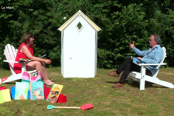 La Cabine de Pages, dans le jardin d'Yvon Le Men, à Lannion