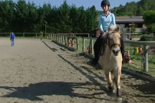 Cours d'équitation dans un centre équestre gardois - 19/10/2014