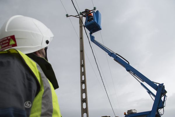 Toutes les équipes d'Enedis en Franche-Comté étaient mobilisées, ce mardi 4 février au matin, suite aux importantes rafales de vent.