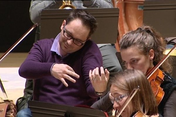 Clement Jeannin au coeur de l'orchestre Victor Hugo Franche-Comté